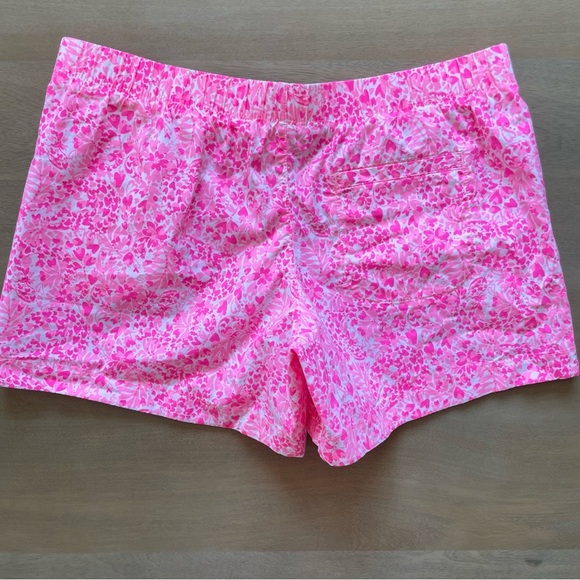 Lilly Pulitzer Pink Patterned Ocean View Shorts - Picture 6 of 9
